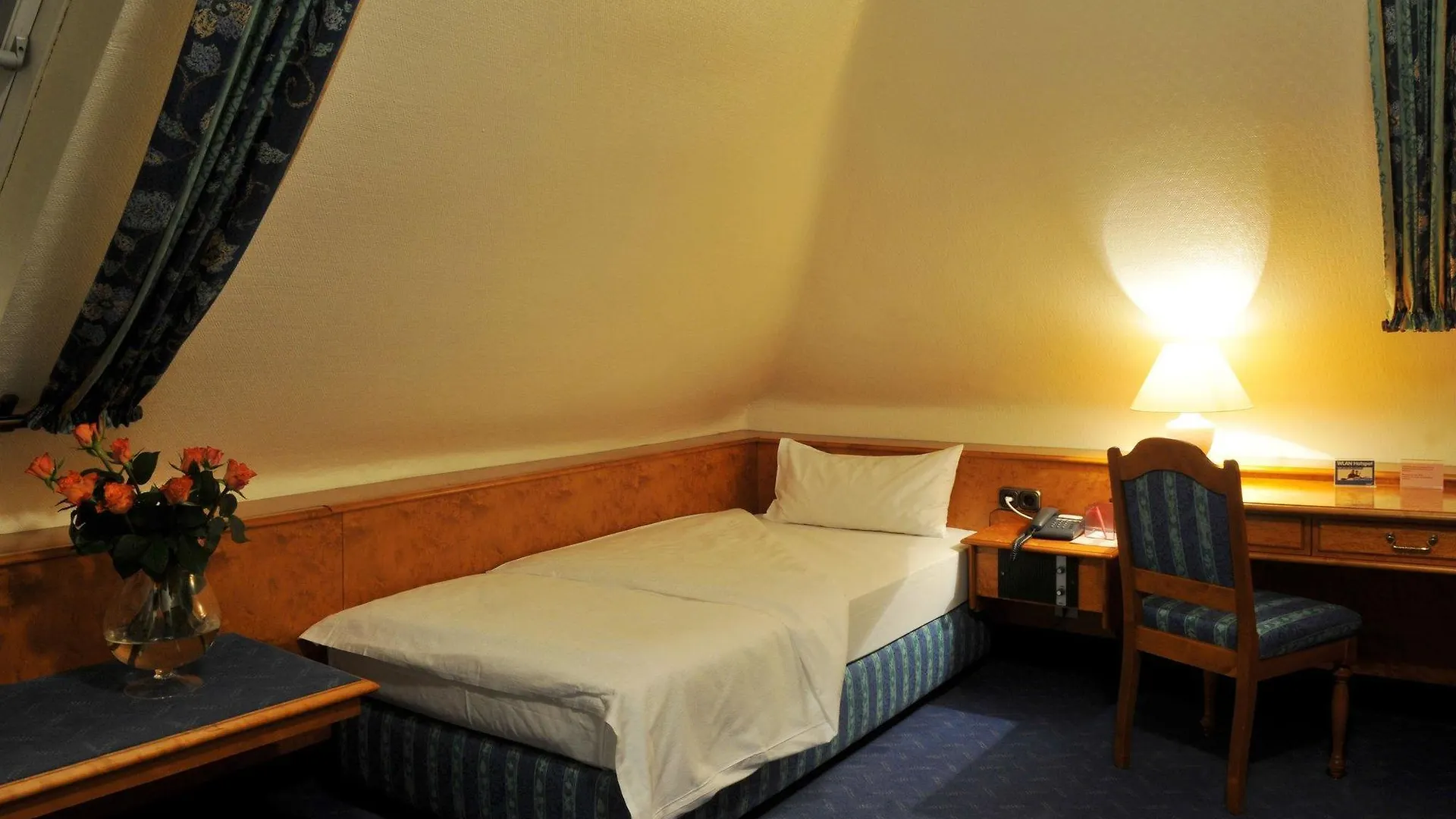Villa Westend Hotel An Der Messe Frankfurt am Main Alemanha