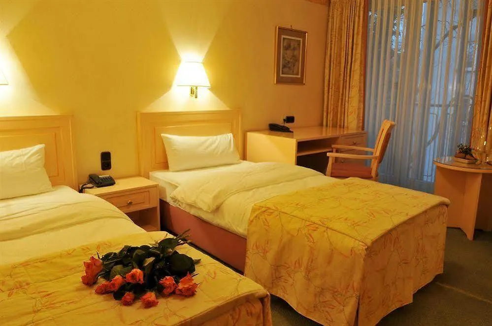 Villa Westend Hotel An Der Messe Frankfurt am Main